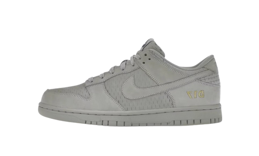 Nike Dunk Low Plattenbau