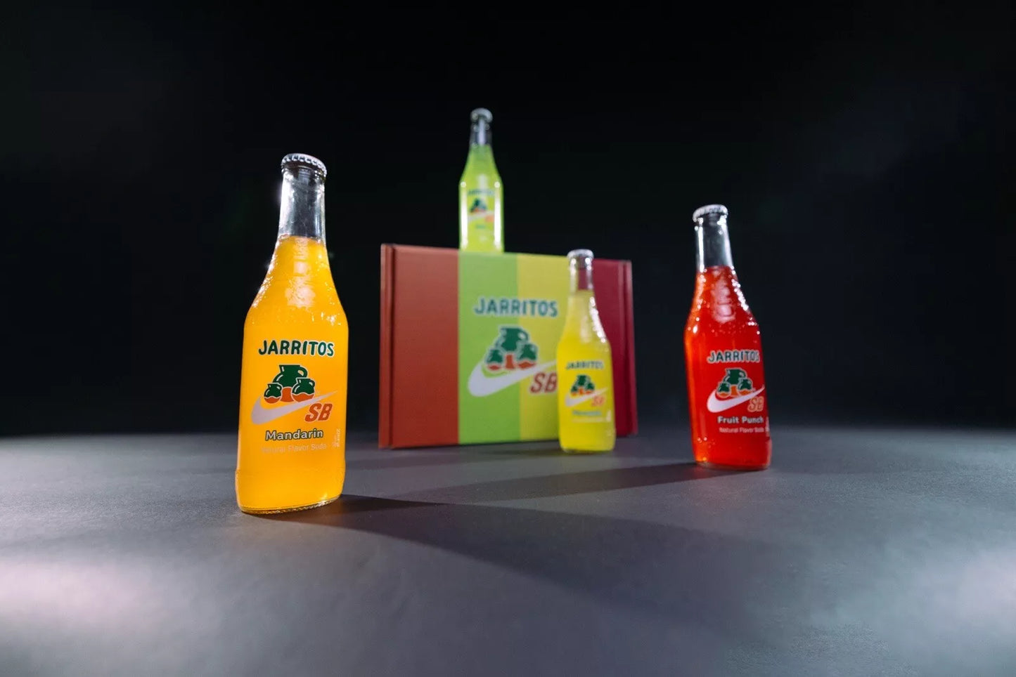 Jarritos x Nike SB Promo box F&F