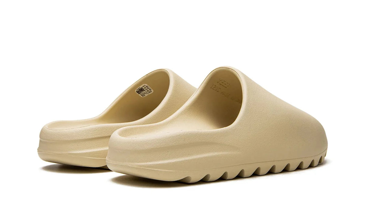 Yeezy Slide Bone